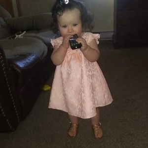 Meet your Posher, Felicea